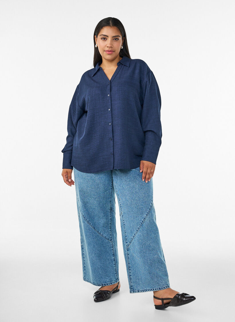 Loose shirt with V-neck, Blue, Model image number 1