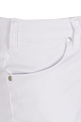 Slim fit Emily short with a regular waist, Bright White, Packshot image number 2