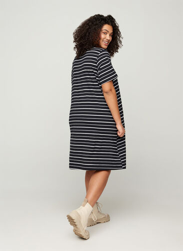 Short-sleeved cotton dress with pockets, Black w. stripe, Model image number 0