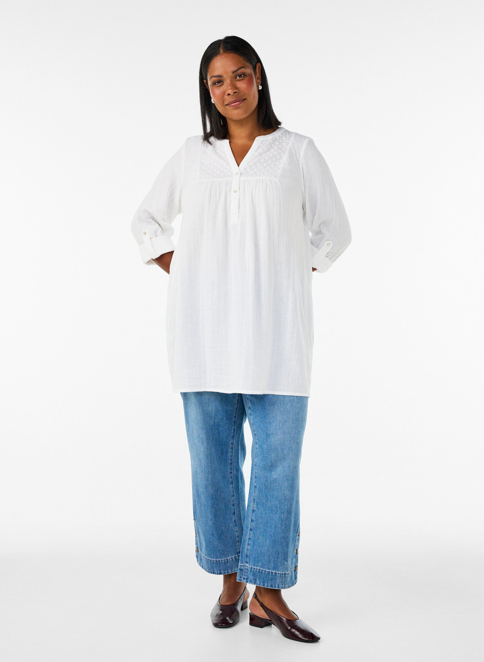 ZizzifashionCotton muslin tunic with broderie anglaise, White, Model image number 1