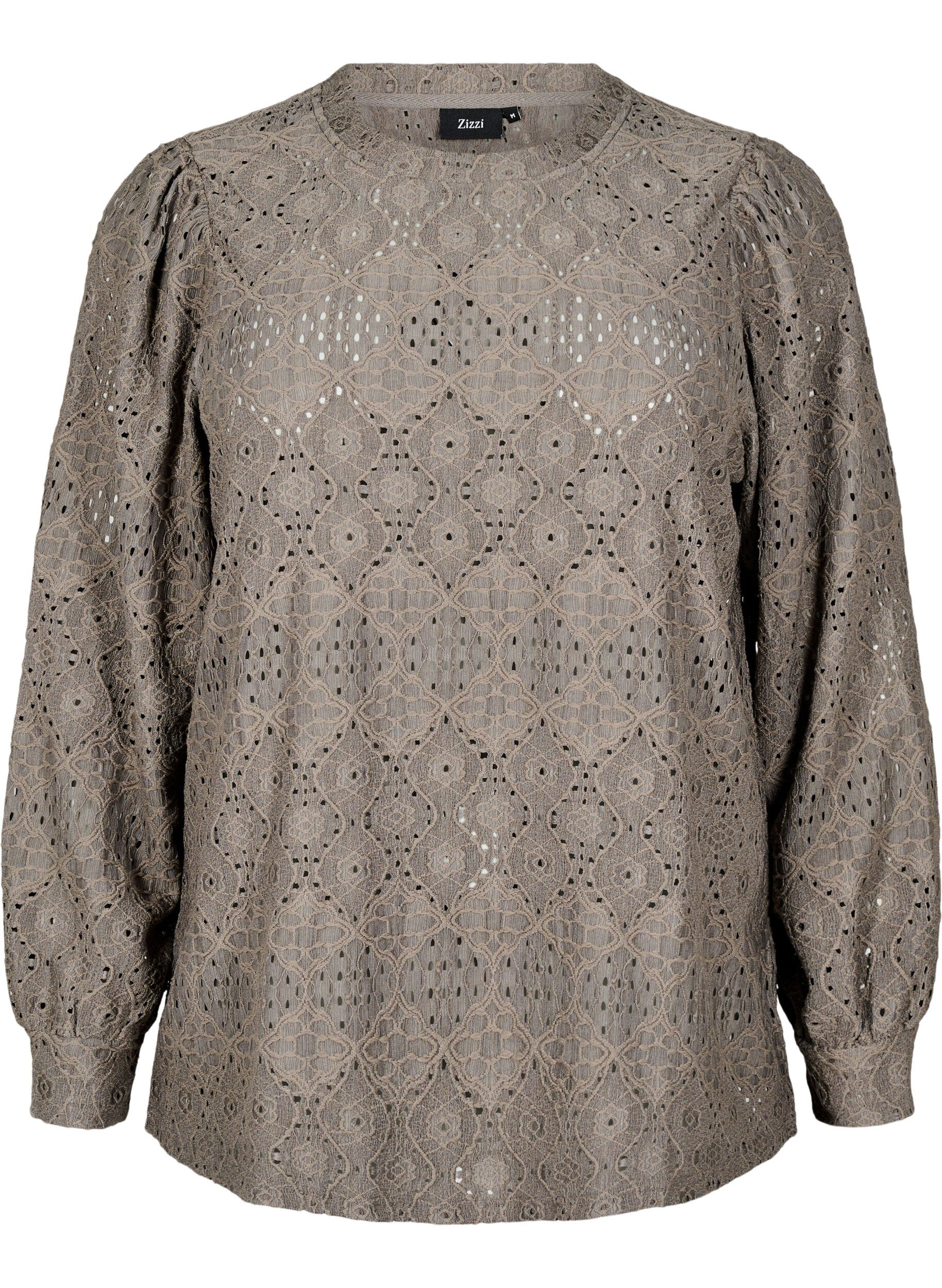 Long-sleeved blouse with an openwork pattern