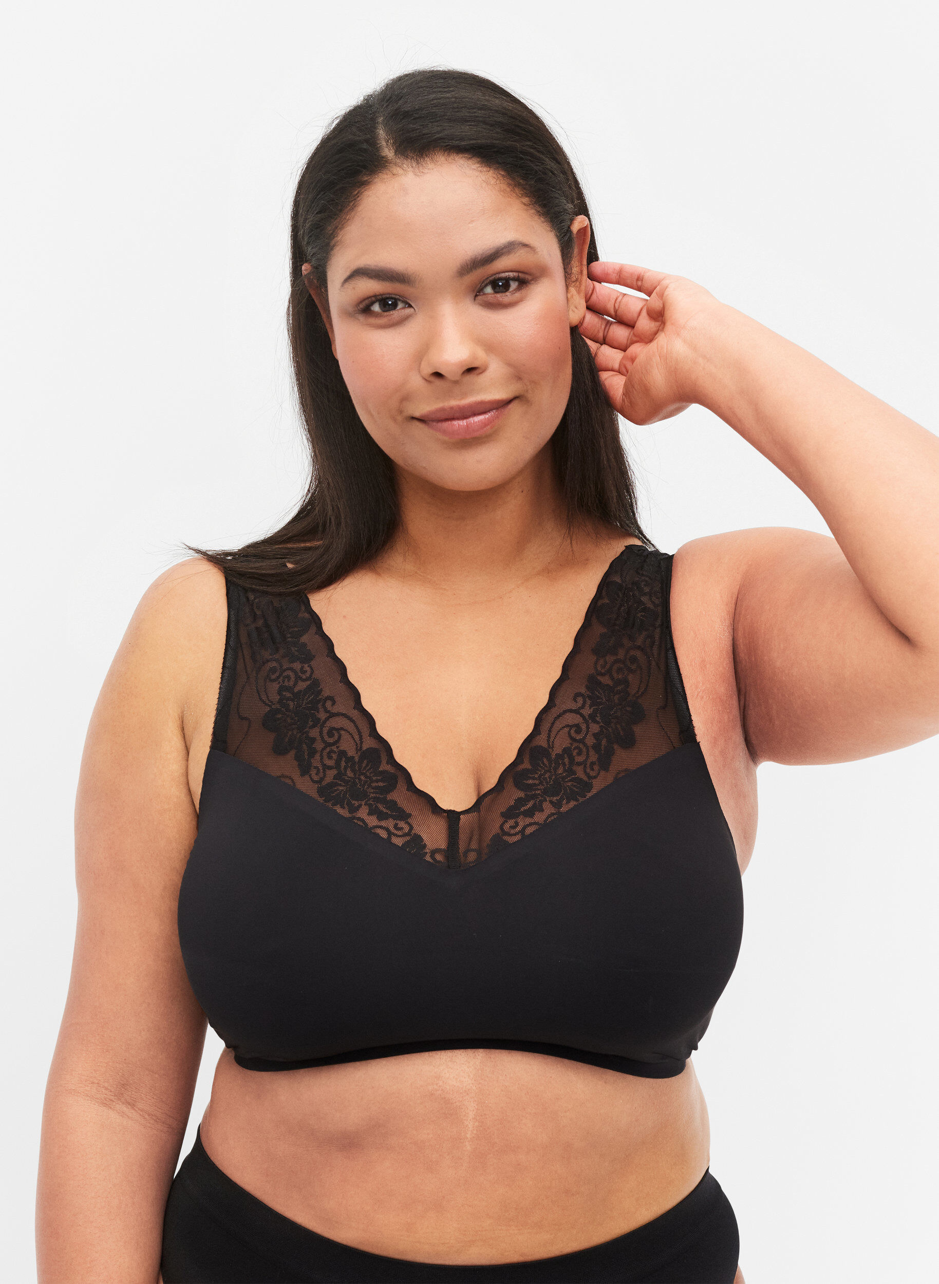 Zizzifashion Soft bra with lace straps, Black, Model image number 0