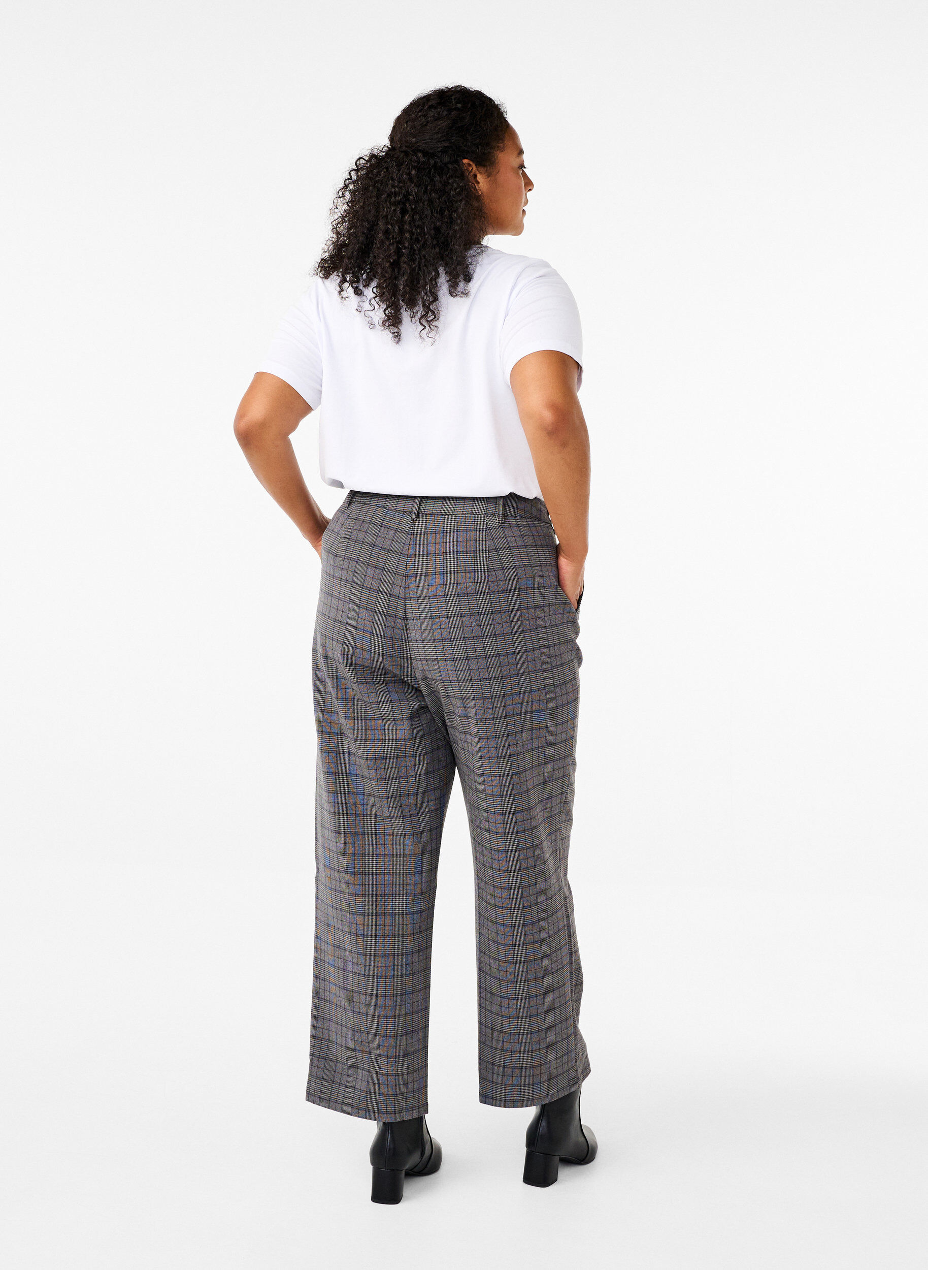 Zizzifashion Checked trousers with high waist and straight legs, Check, Model image number 1