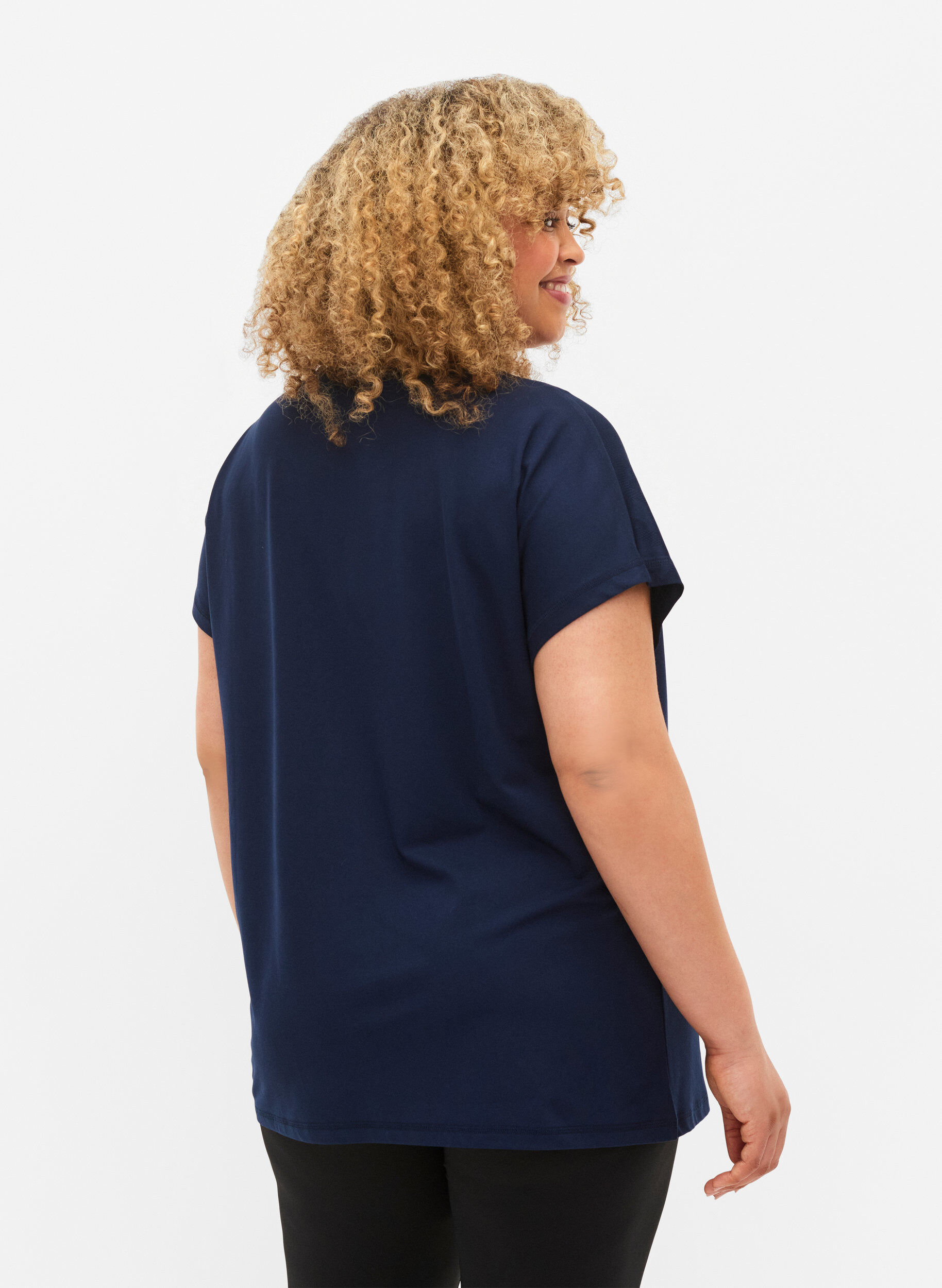 Zizzifashion Training t-shirt with round neck, Black Iris ASS, Model image number 1