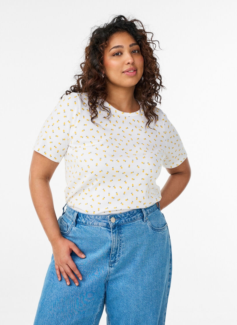 Cotton T-shirt with all-over print, White, Model image number 0