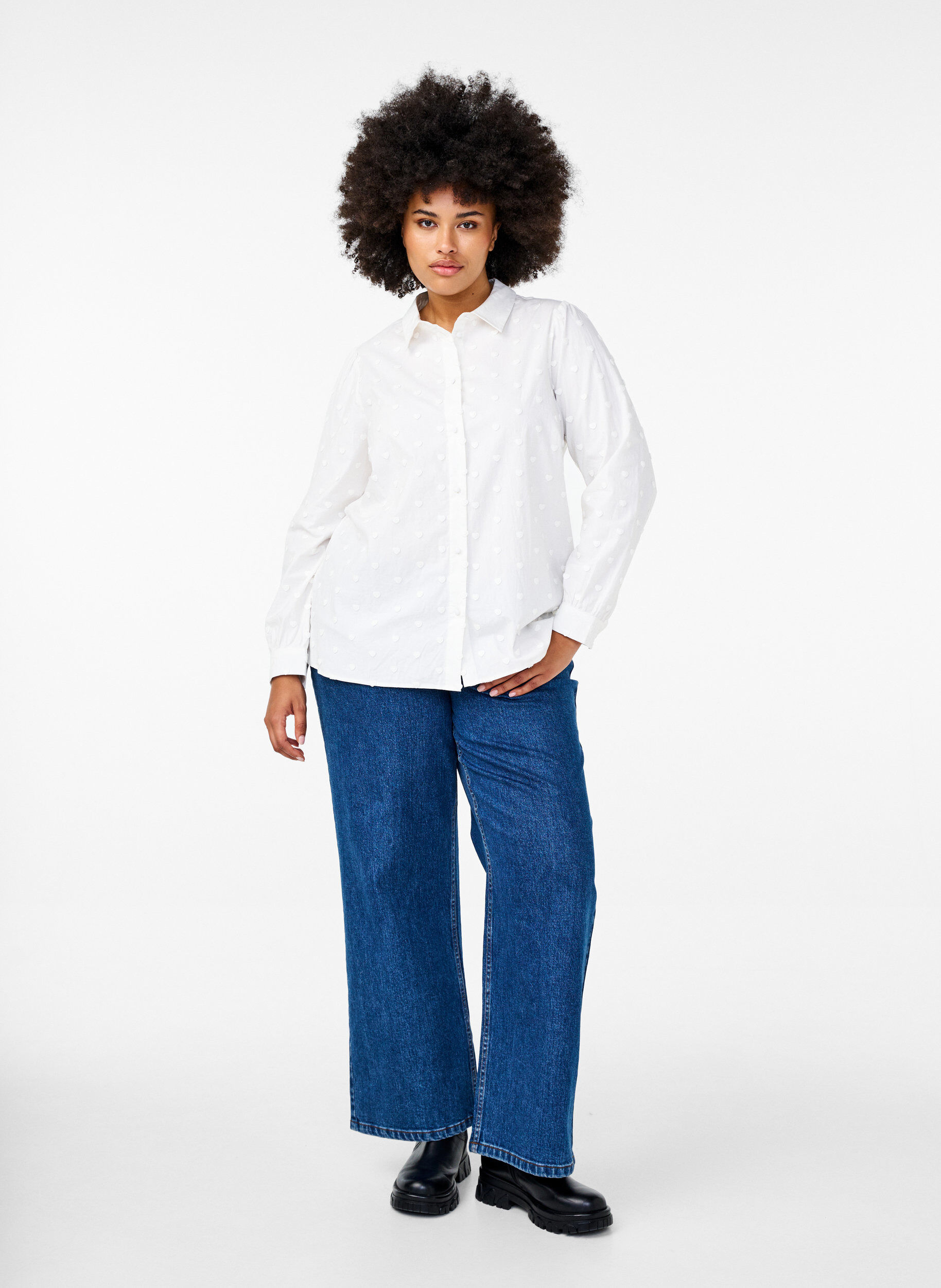 Zizzifashion Shirt with collar and sewn-on hearts, White, Model image number 1