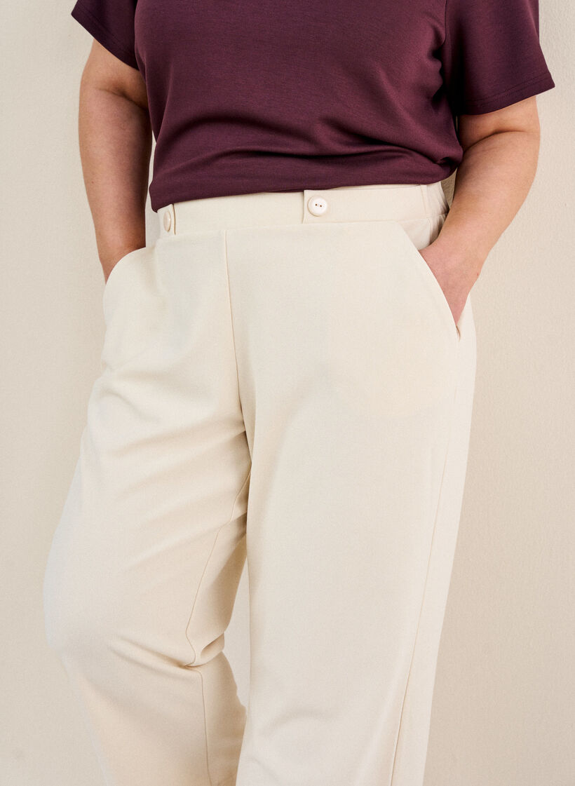 Ankle length trousers with loose fit, Beige, Model image number 3