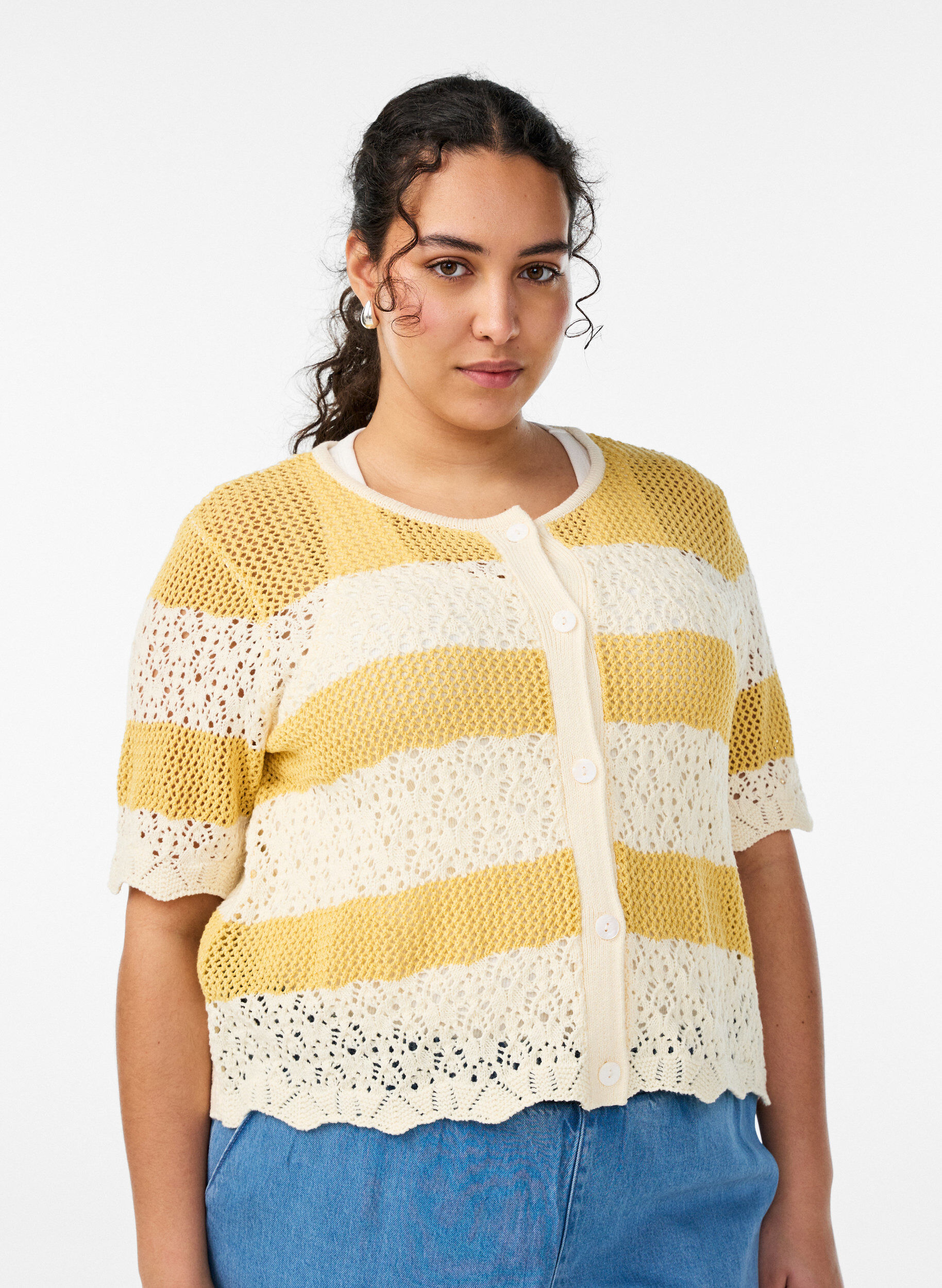 Knitted cardigan with eyelet embroidery and stripes, Yellow, Model