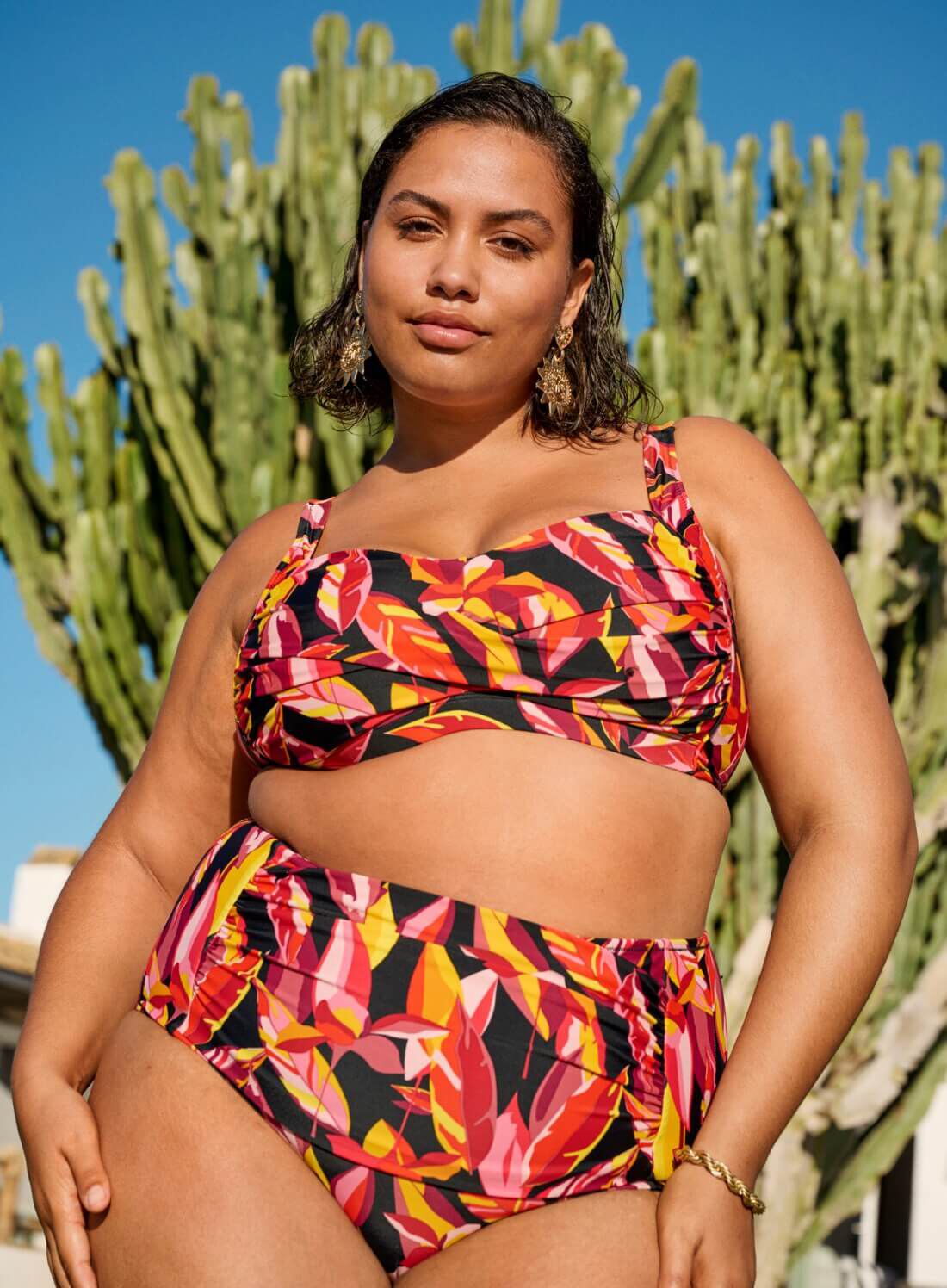 Bikini set with leaves, , Model