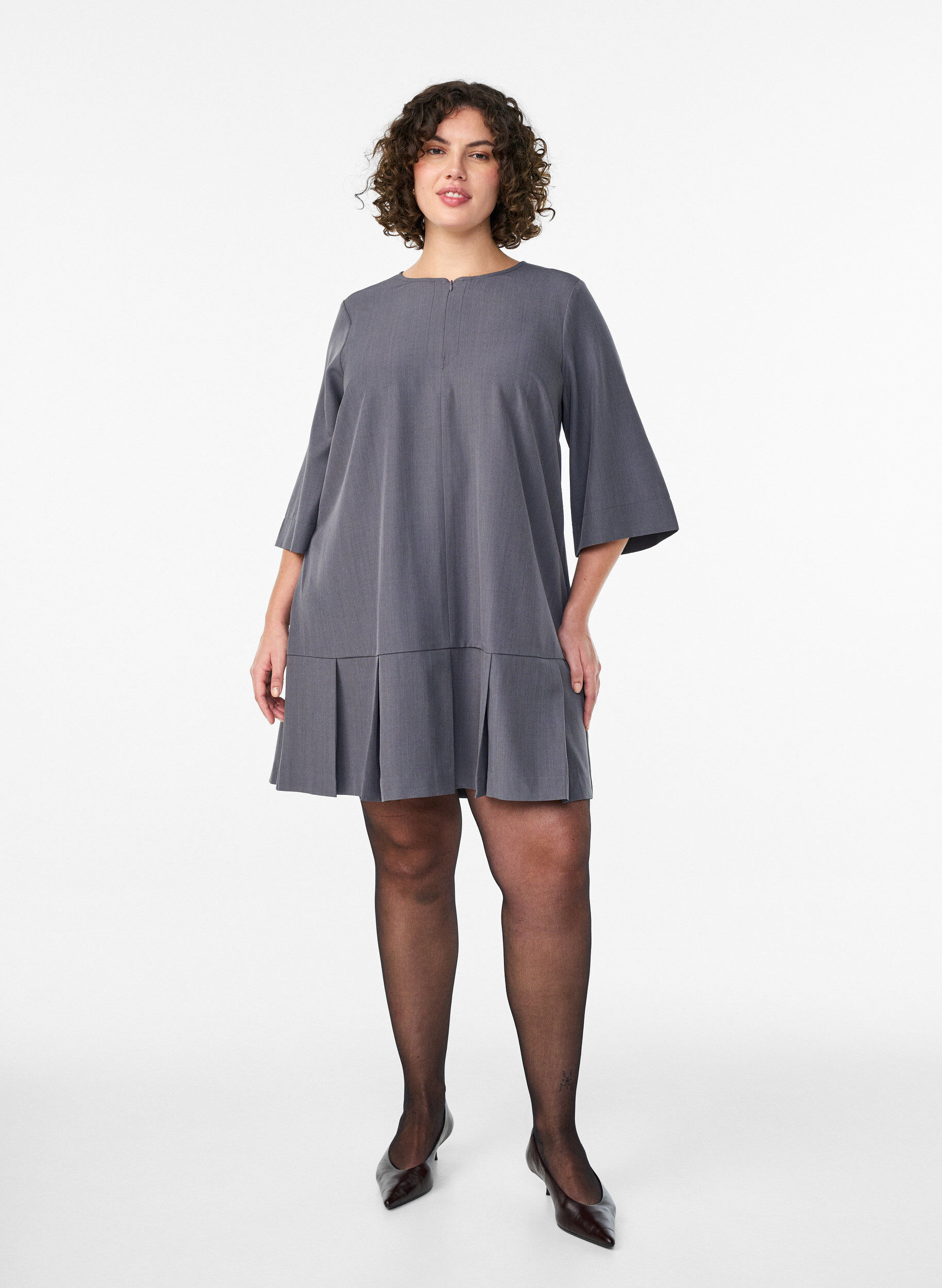 Zizzifashion Short A-line dress with zipper and 3/4-sleeves, Grey, Model image number 1