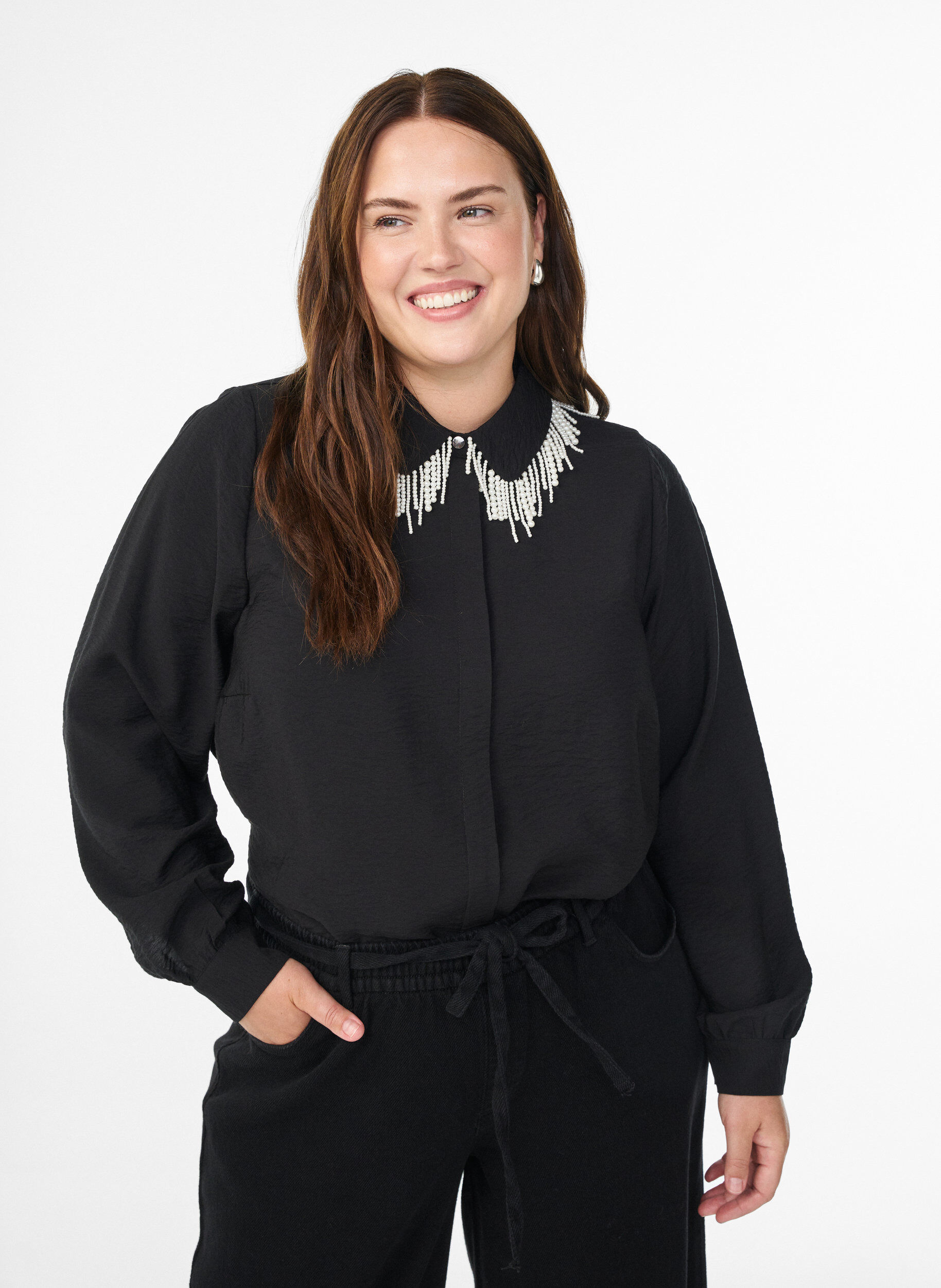 Viscose shirt with pearl fringes on the collar, Black, Model