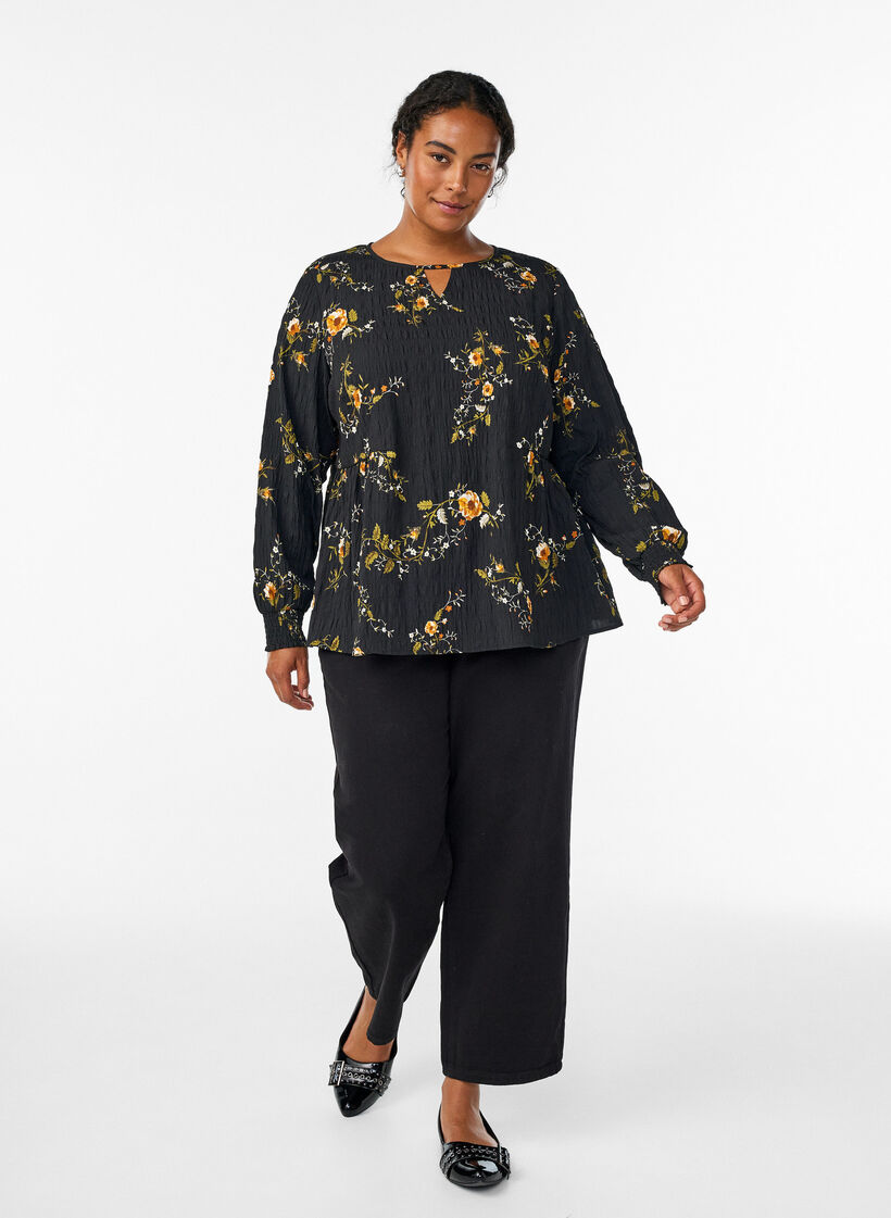 Long-sleeved blouse with floral print, Black, Model image number 1
