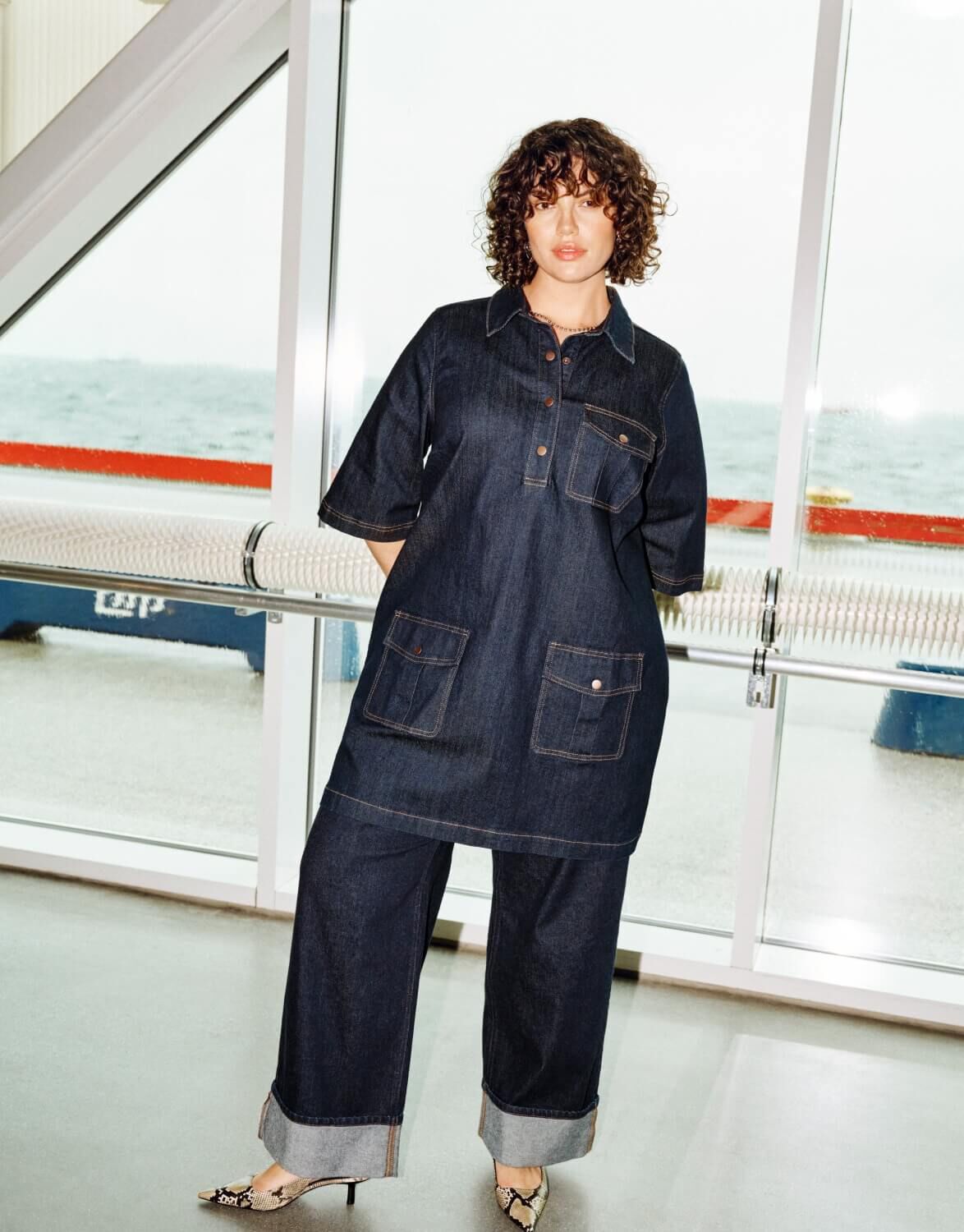 Green casual dresses