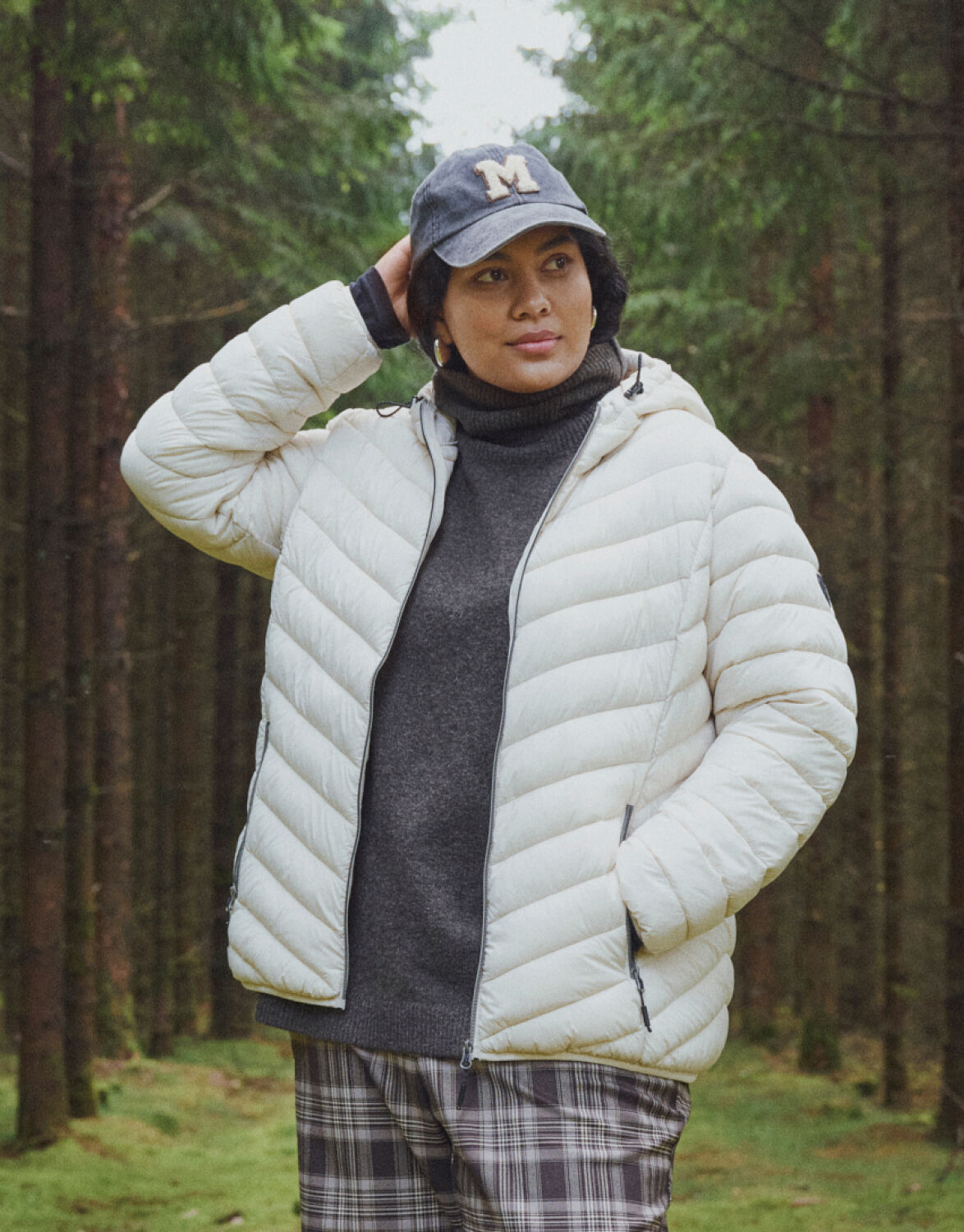 Beige transitional jackets