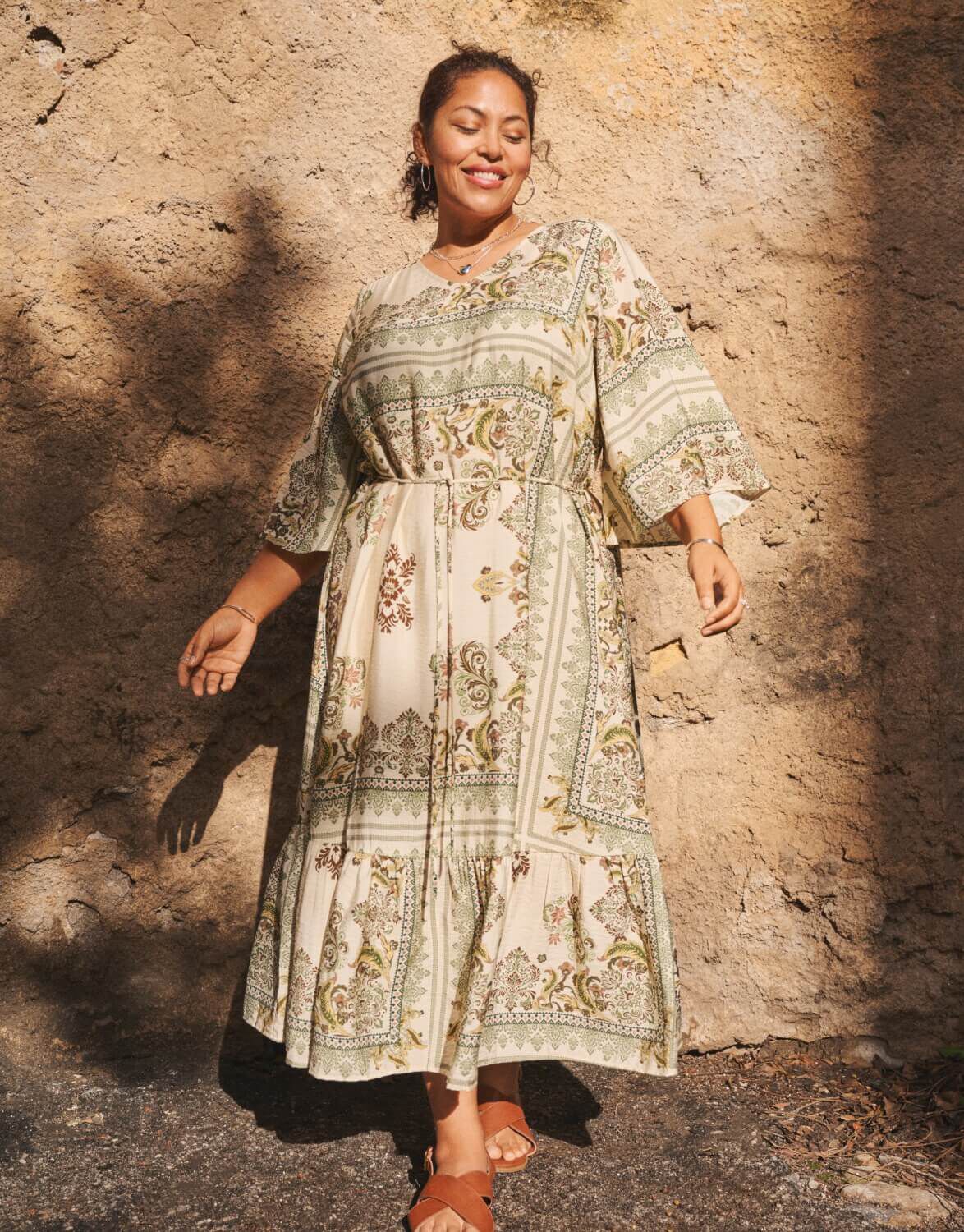 Yellow women&acute;s clothing