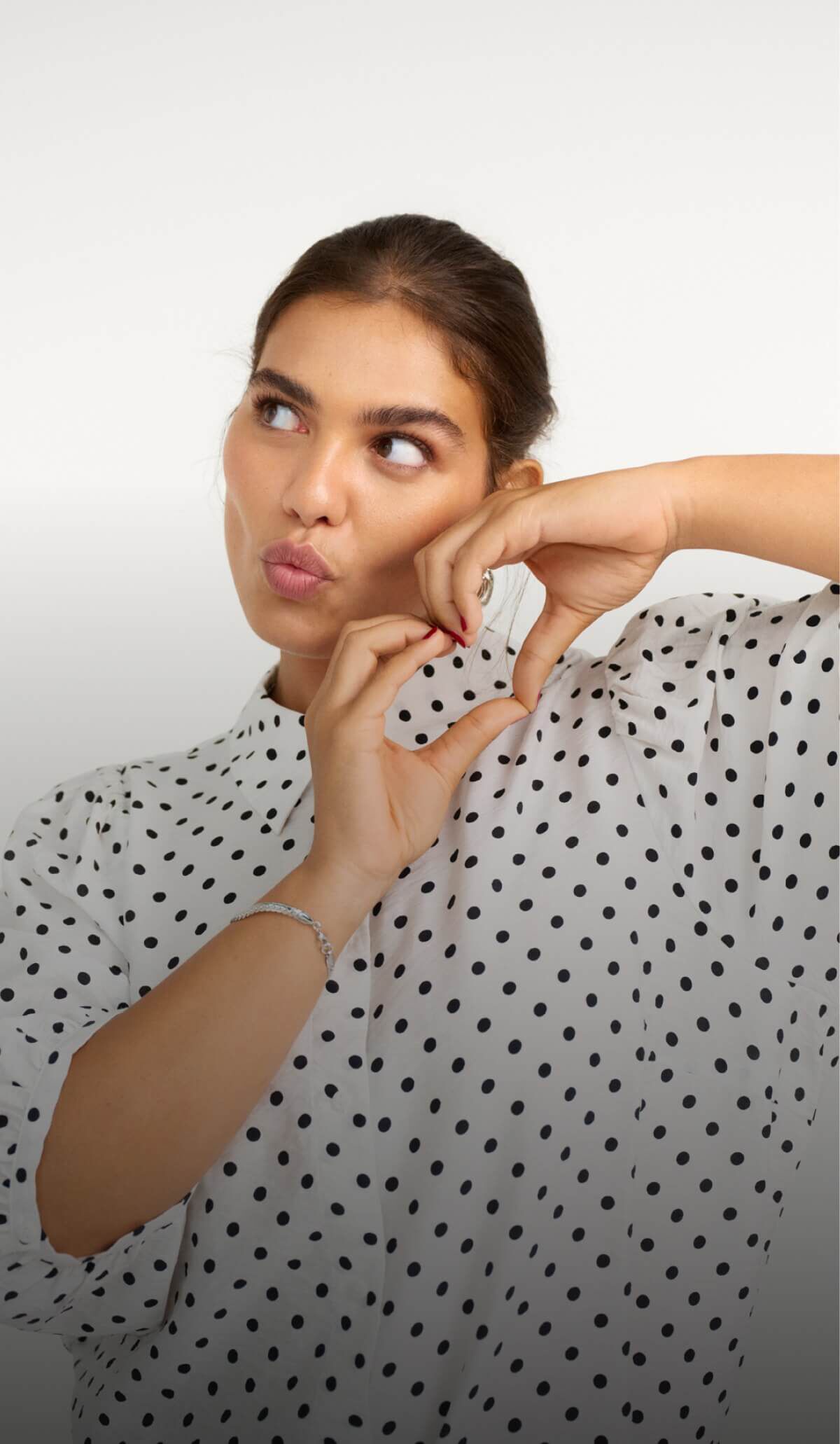  BLOUSES &amp; SHIRTS